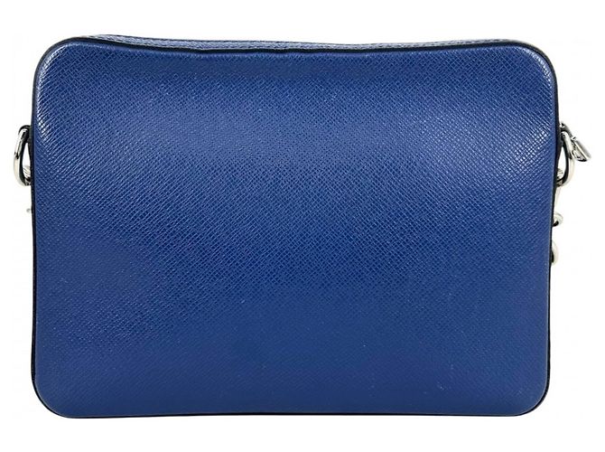 Borsa a tracolla Louis Vuitton Taigarama Trio Messenger Blu - vista 2