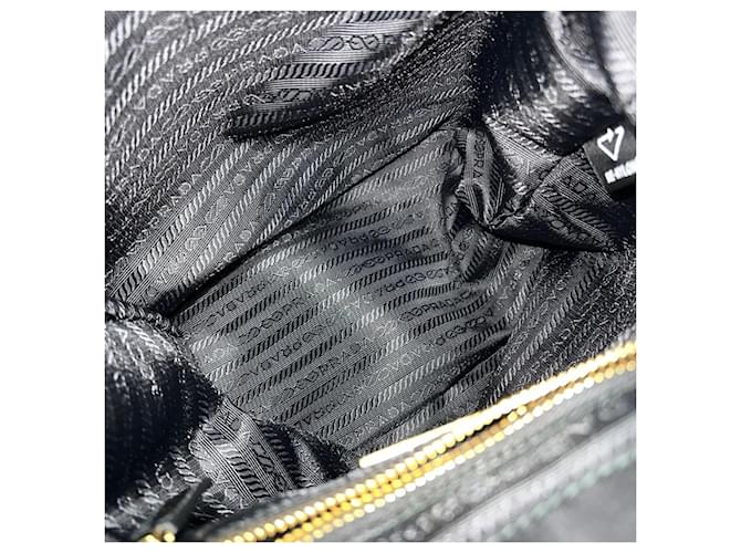 Piccola borsa a secchiello Mariner di Prada Nero - vista 4