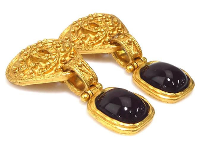Orecchini a clip Chanel rosso scuro e oro D'oro Bordò - vista 2