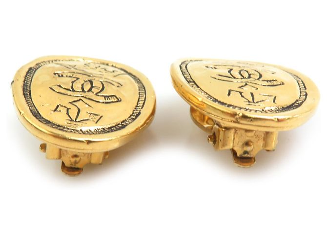 Orecchini a clip in metallo dorato Chanel D'oro - vista 4