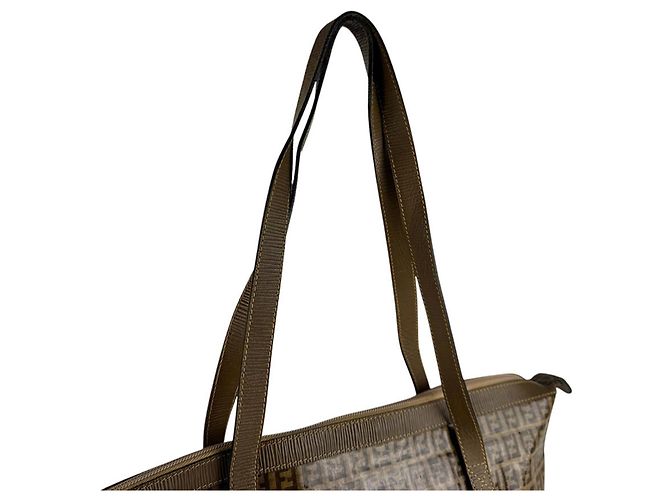 Borsa a tracolla in pelle Fendi Zucchino Marrone - vista 10
