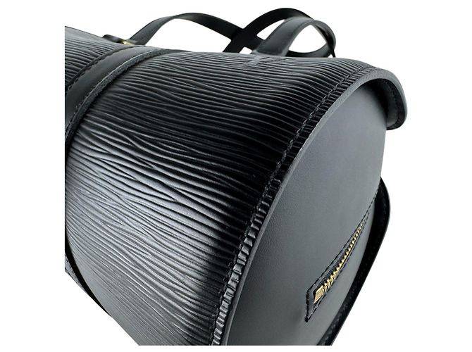 Borsa Louis Vuitton Epi Soufflot Nero - vista 8