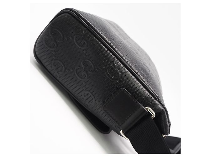 Bolsa de ombro GUCCI GG com relevo Preto - vista 8