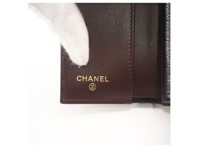 Timeless Chanel Matelassé Compact Tri-fold Wallet Black - view 12