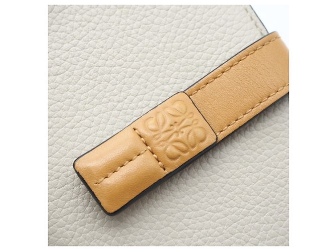 Cartera larga vertical de piel de becerro Soft Grain Loewe Castaño Naranja - vista 10