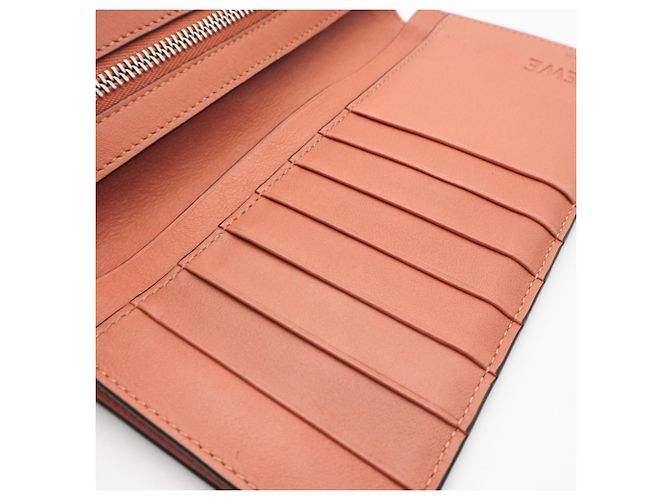 Cartera larga vertical de piel de becerro Soft Grain Loewe Castaño Naranja - vista 12