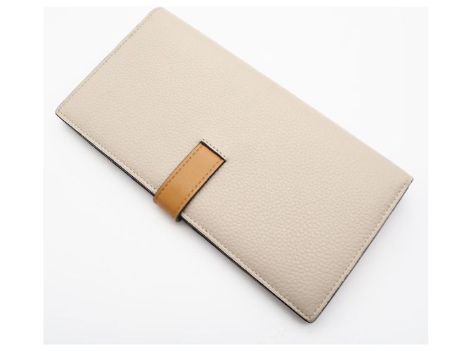 Cartera larga vertical de piel de becerro Soft Grain Loewe Castaño Naranja - vista 2
