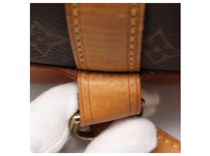 Borsa a tracolla Louis Vuitton Monogram Randonee GM Marrone - vista 13