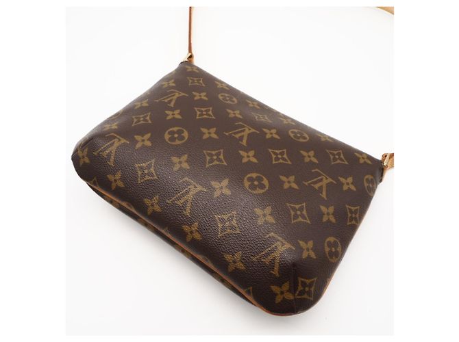 Borsa a tracolla Louis Vuitton Monogram Musette Tango Marrone - vista 2