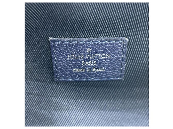 Marsupio Louis Vuitton Monogram Bandana Discovery PM da uomo Blu - vista 5