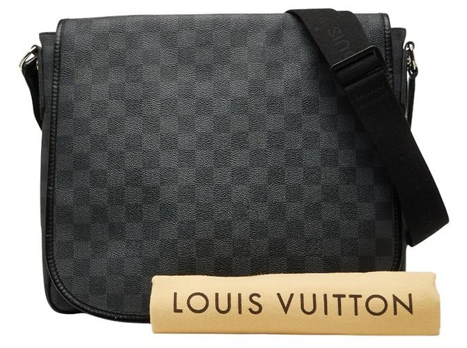 Borsa a tracolla Louis Vuitton Damier Graphite Daniel MM Nero - vista 11