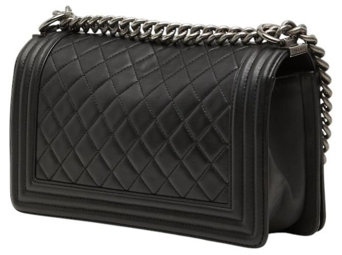 Le Boy Bolsa de Alça Chanel Boy Matelassé Coco Mark Chain Preto - vista 2