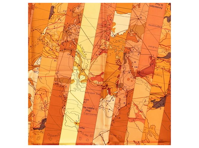 Hermès Sciarpa Hermes Carre 90 LE MONDE EST VASTE Arancione - vista 2