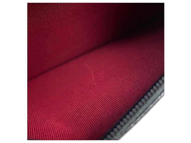 Portafoglio con catena in pelle di vitello martellata nera Chanel Nero - vista 12