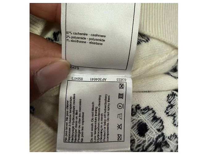 Timeless Chanel Daisy Flora Strickpullover aus Cashmere in Creme Weiß Roh - Ansicht 6