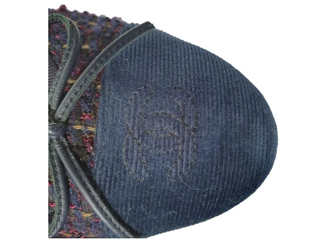 Timeless Ballerine in Tweed Chanel Interlocking CC Logo Blu Navy in Cotone - vista 10