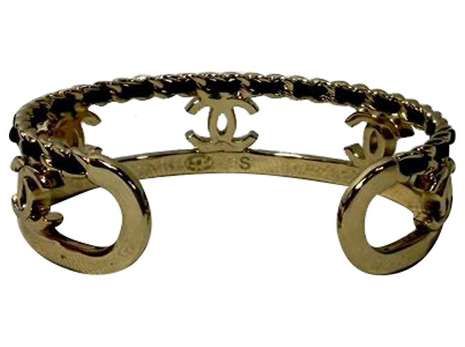 Timeless Bracciale Chanel CC Chain Accent in metallo dorato D'oro - vista 3