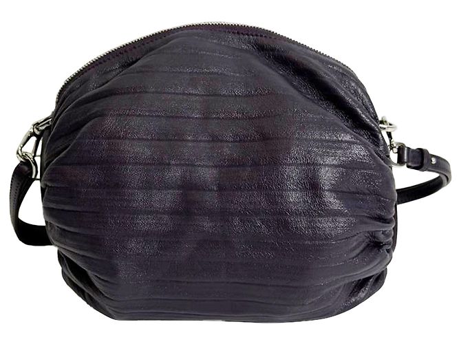 Pochette Bracelet Plissé Loewe in Pelle Viola Porpora - vista 3