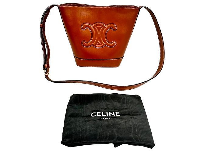 Céline Borsa a secchiello Celine Small Cuir Triomphe in pelle marrone - vista 13