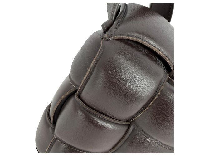 Bolsa transversal acolchoada Cassette da Bottega Veneta em couro de cordeiro marrom Vermelho - vista 6