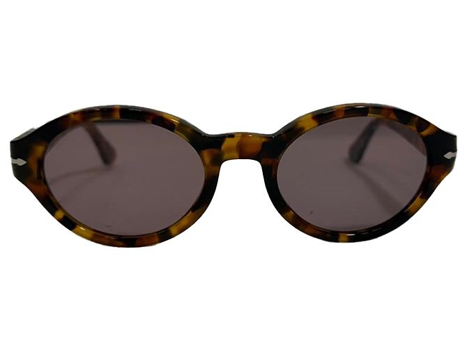 Gafas de sol Persol PO3378S Loris con montura oval de acetato carey marrón - vista 2
