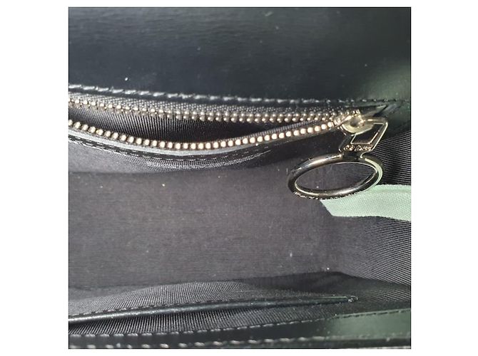 Off White Off-White Diagonal Padded Binder Flap Schultertasche aus schwarzem Leder - Ansicht 6