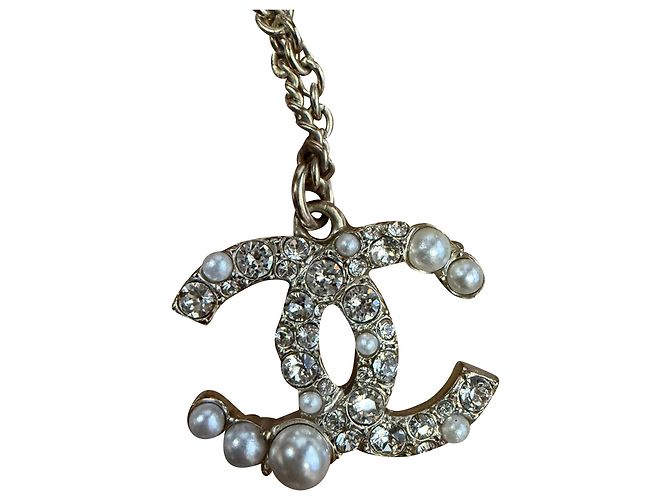 Timeless Collana Chanel CC con decorazioni in perle e cristalli in metallo dorato D'oro Metallico - vista 4