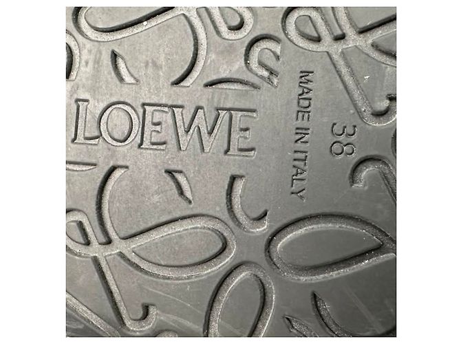 Ciabatte Thong Loewe Ease Embellished in Pelle di Agnello Nera Nero - vista 10