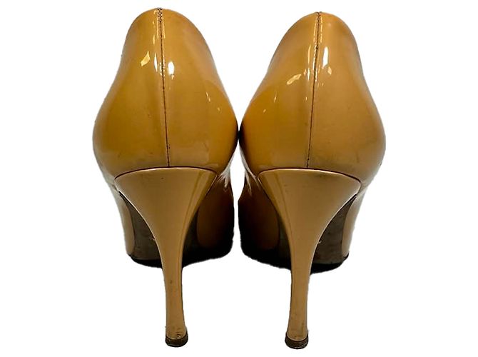 Décolleté Sergio Rossi in vernice beige Giallo Cammello - vista 4