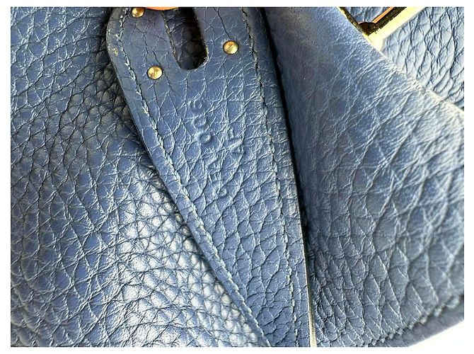 Borsa a tracolla Hermès Lindy 26 in pelle blu navy - vista 23