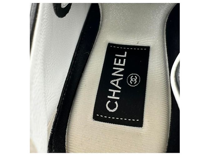 Timeless Sneakers Chanel con logo Interlocking CC in pelle nera Nero - vista 10