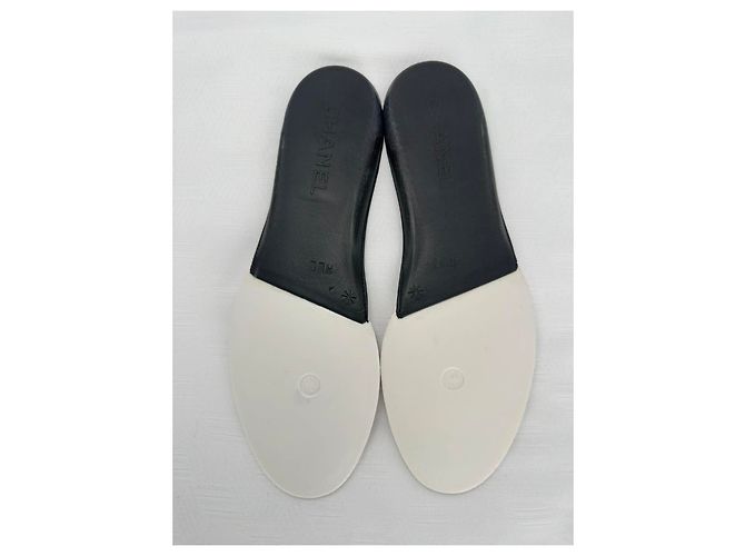 Timeless Sneakers Chanel con logo Interlocking CC in pelle nera Nero - vista 16