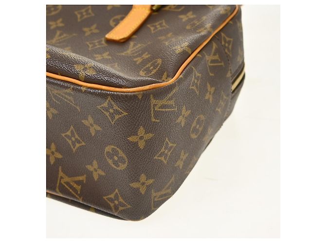 Louis Vuitton Cite Monogram Canvas GM Marrone - vista 7
