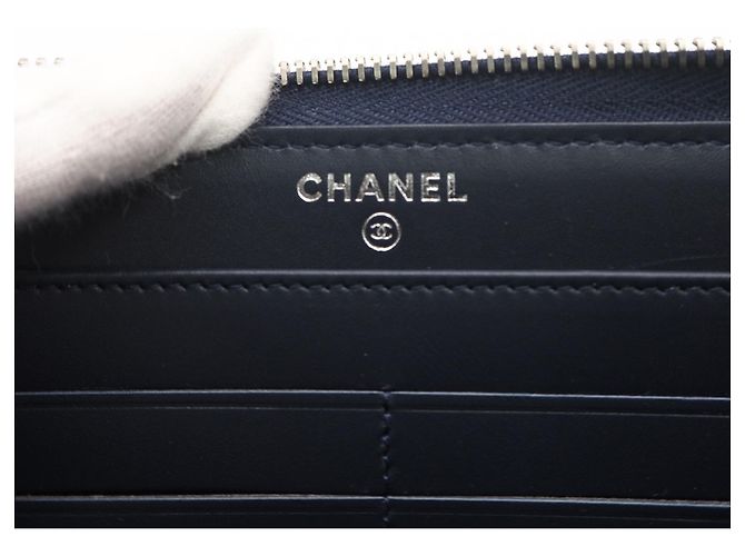Chanel Camellia Long Wallet aus Navy-Lammleder Marineblau - Ansicht 11