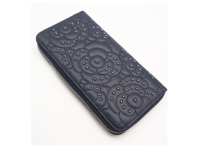 Chanel Camellia Long Wallet aus Navy-Lammleder Marineblau - Ansicht 2