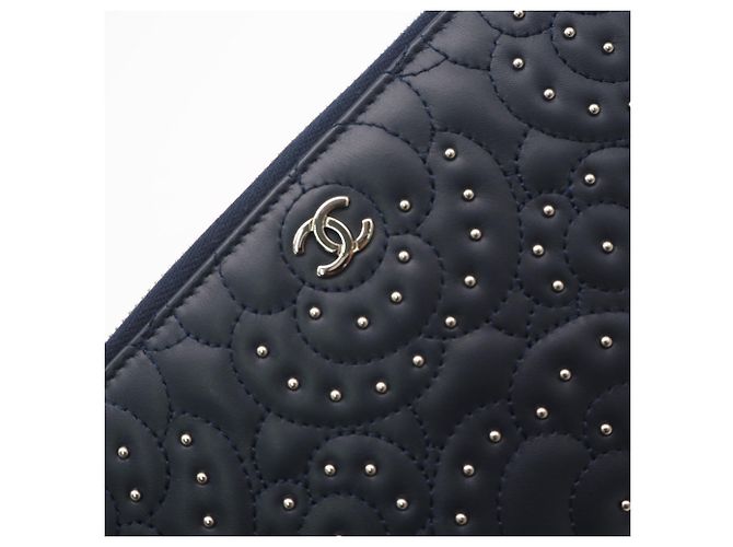 Chanel Camellia Long Wallet aus Navy-Lammleder Marineblau - Ansicht 4