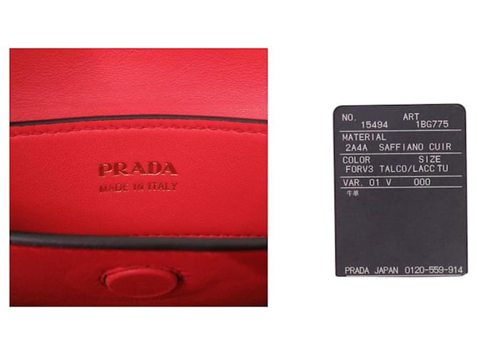 Borsa 2-Way Saffiano Triangle di Prada Rosso Crudo - vista 10