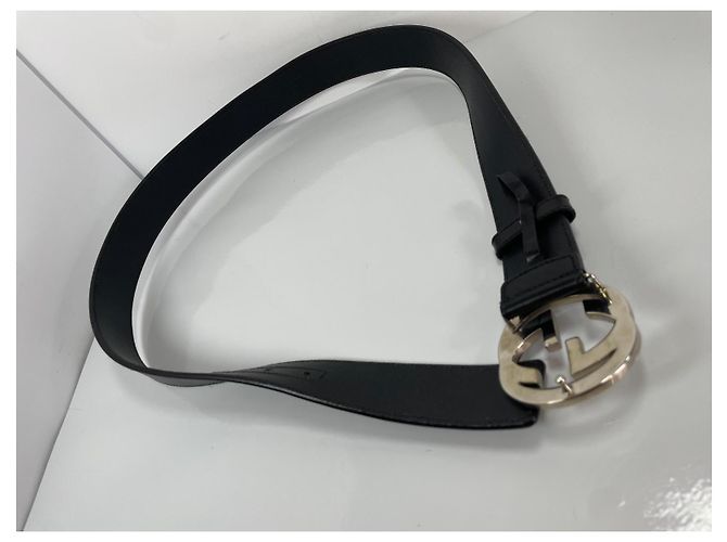 Cinturón Gucci Interlocking G de cuero negro - vista 5