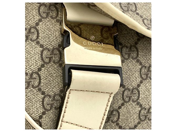 Borsa a Spalla Gucci GG Supreme Canvas Beige Crudo - vista 13
