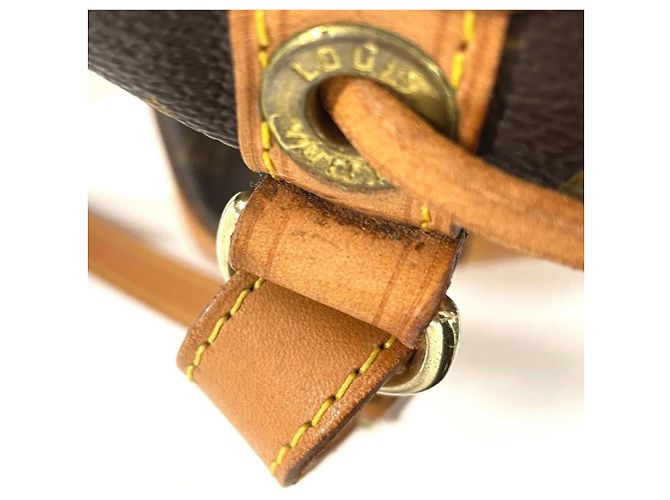 Borsa a Spalla Louis Vuitton Noe Marrone - vista 9