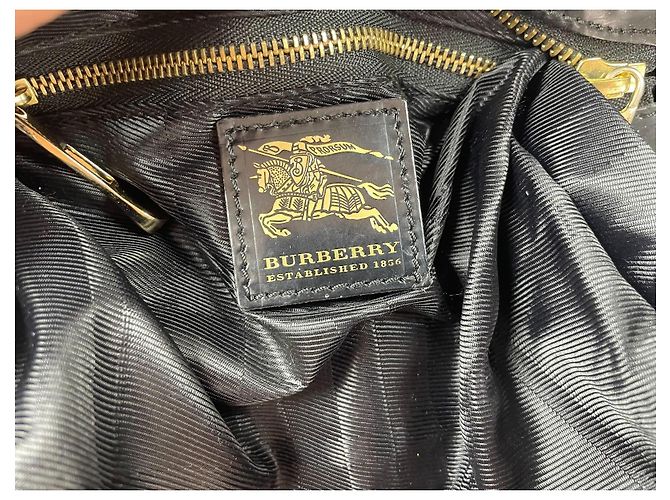 Burberry Bolsa de ombro em nylon acolchoado e couro Preto - vista 12