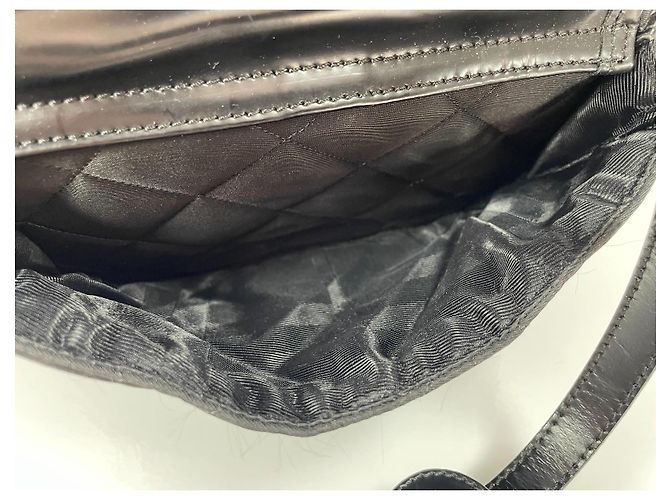 Burberry Bolsa de ombro em nylon acolchoado e couro Preto - vista 16