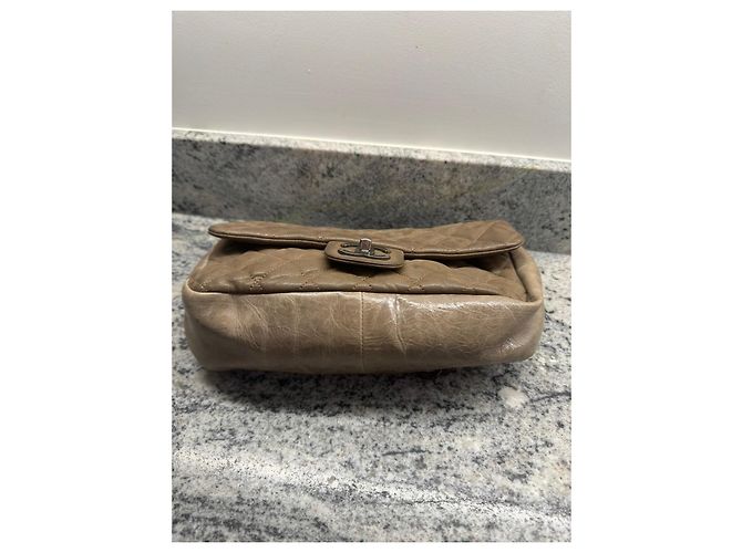 Chanel gesteppte Lederhandtasche mit Klappe Beige - Ansicht 8