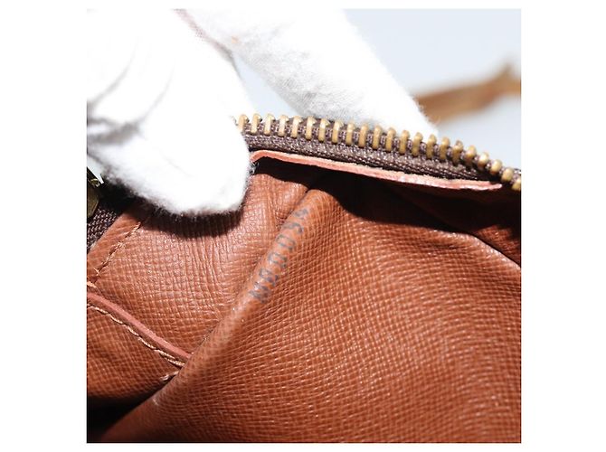Louis Vuitton Trocadero Monogram Canvas 27 Brown - view 7