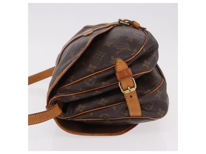 Louis Vuitton Saumur Monogram Canvas 30 Marrone - vista 4