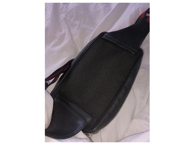 Marsupio Gucci GG Supreme Nero - vista 5