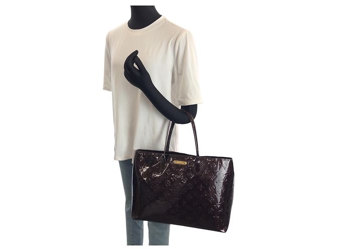 Borsa Tote Louis Vuitton Monogram Vernis Wilshire MM Bordò Porpora - vista 7