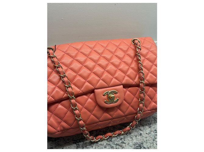 Borsa Chanel Classic Flap Medium Corallo in agnello - vista 3