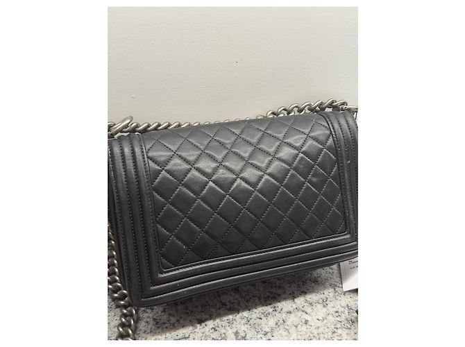 Chanel Borsa Boy Medium Nera Pelle Agnello Nero - vista 4