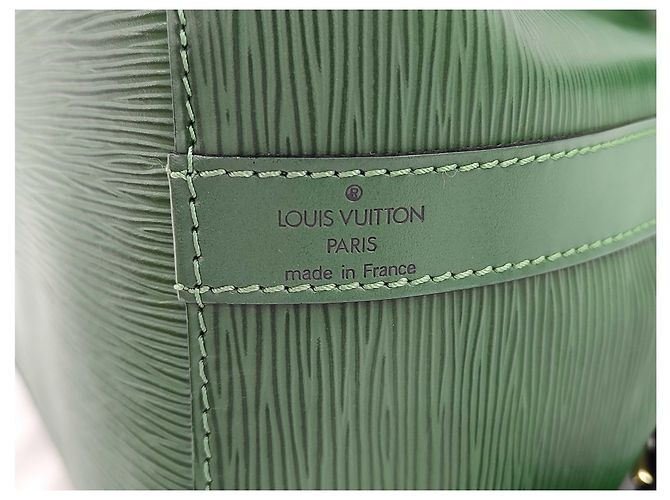 Louis Vuitton Petit Noe Epi Leather Medium Verde - vista 4